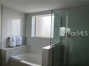 For Sale: $389,990 (2 beds, 2 baths, 1434 Square Feet)