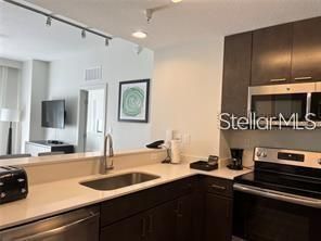 For Sale: $389,990 (2 beds, 2 baths, 1434 Square Feet)