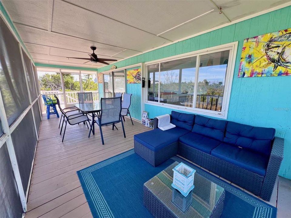 En Venta: $495,000 (3 camas, 2 baños, 1180 Pies cuadrados)