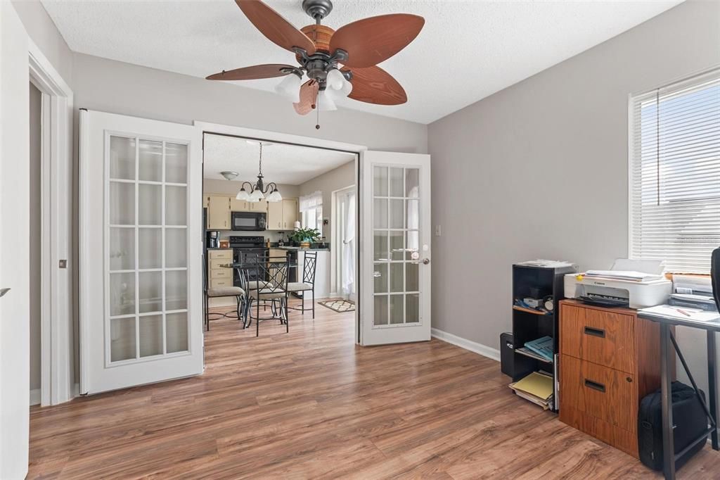 En Venta: $259,000 (2 camas, 2 baños, 1131 Pies cuadrados)