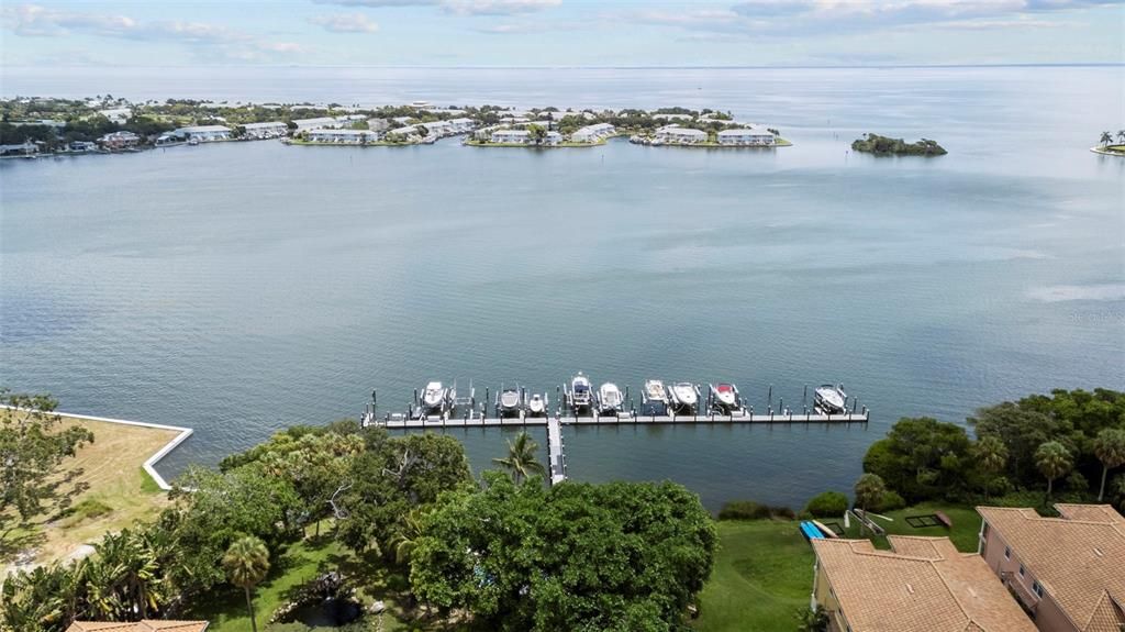 En Renta: $3,990 (3 camas, 2 baños, 2230 Pies cuadrados)