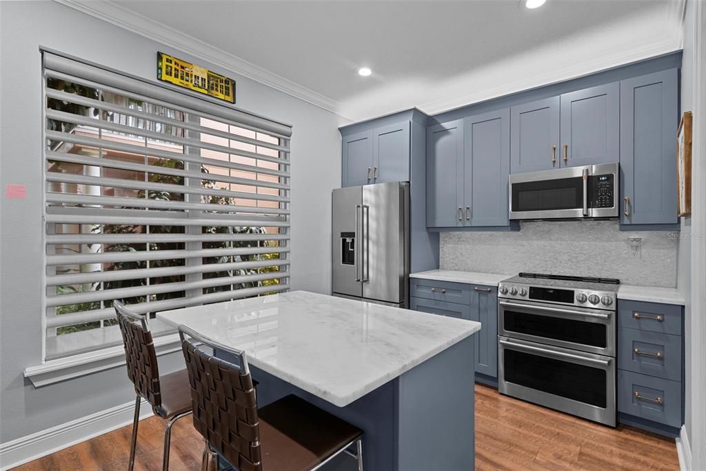 En Renta: $3,990 (3 camas, 2 baños, 2230 Pies cuadrados)