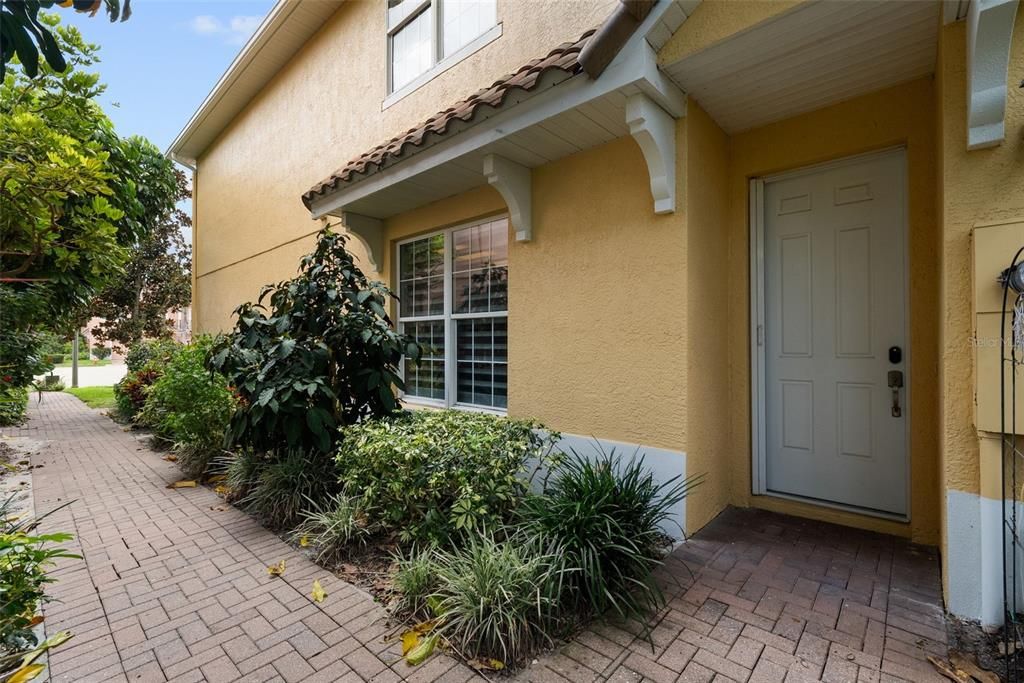 En Renta: $3,990 (3 camas, 2 baños, 2230 Pies cuadrados)