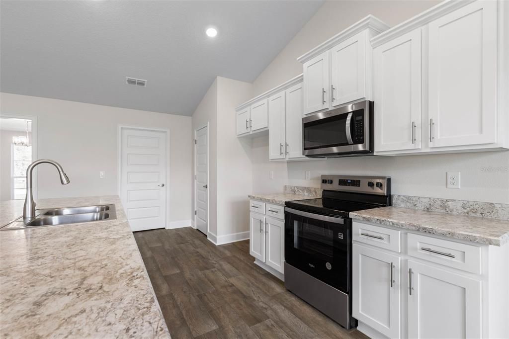 Active With Contract: $379,400 (4 beds, 3 baths, 2117 Square Feet)