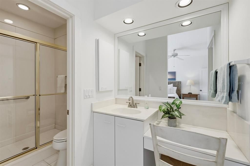 For Sale: $2,975,000 (2 beds, 2 baths, 2010 Square Feet)