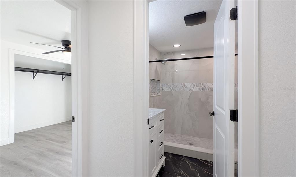 На продажу: $599,000 (7 спален, 5 ванн, 580 Квадратных фут)