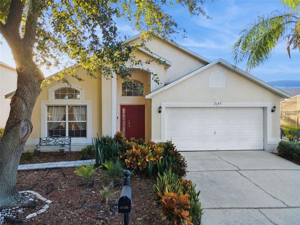 На продажу: $375,000 (4 спален, 3 ванн, 1940 Квадратных фут)