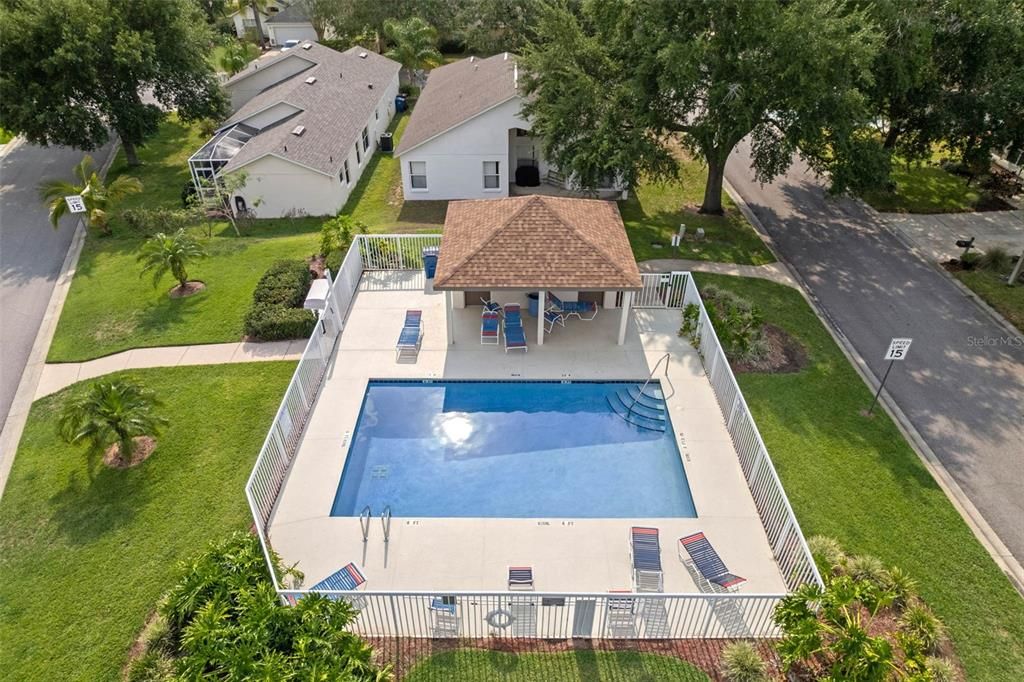 На продажу: $375,000 (4 спален, 3 ванн, 1940 Квадратных фут)