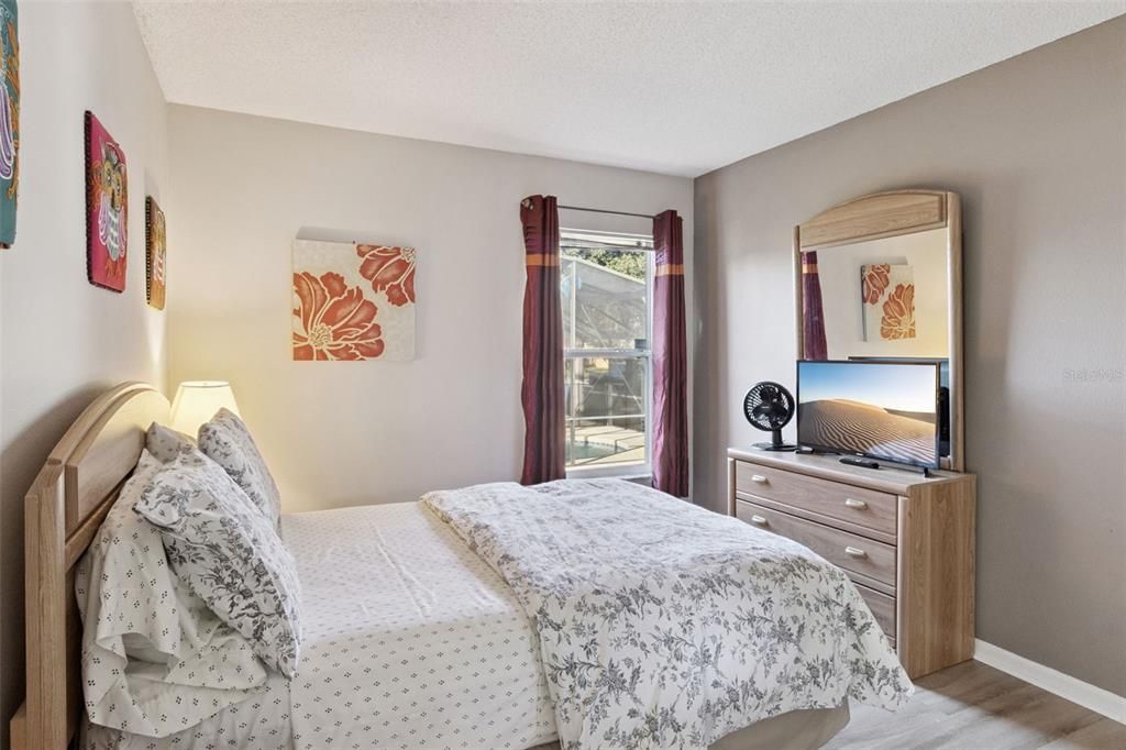 На продажу: $375,000 (4 спален, 3 ванн, 1940 Квадратных фут)