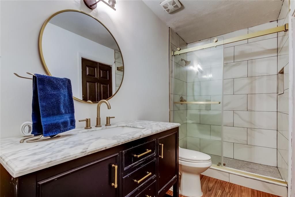 En Venta: $335,000 (4 camas, 2 baños, 1756 Pies cuadrados)