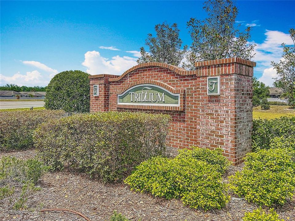 For Sale: $380,000 (4 beds, 2 baths, 2612 Square Feet)