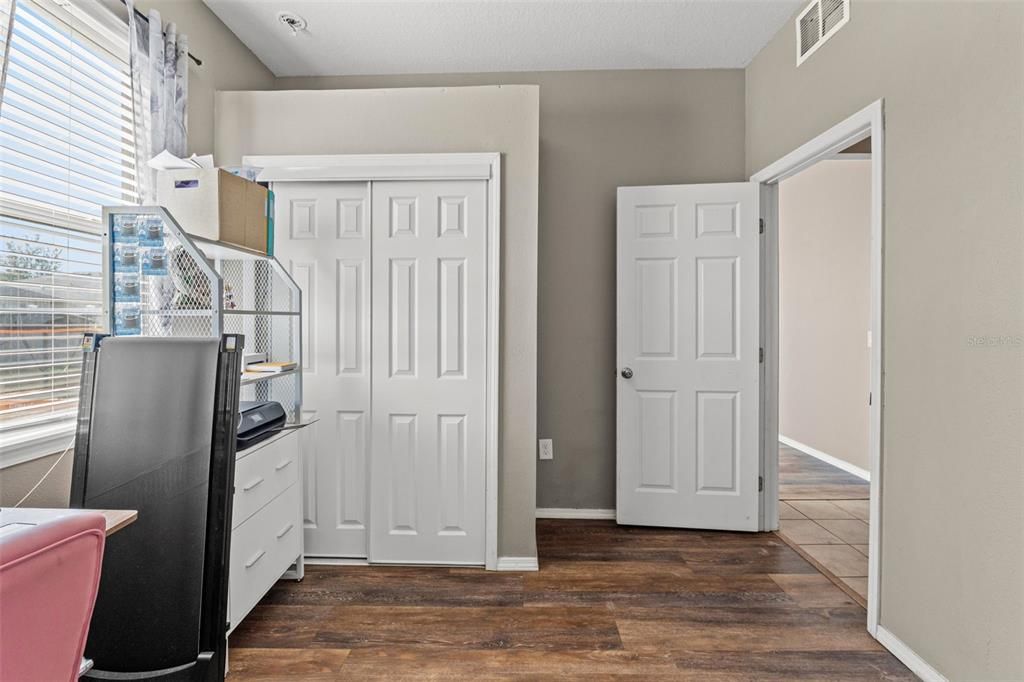 For Sale: $380,000 (4 beds, 2 baths, 2612 Square Feet)