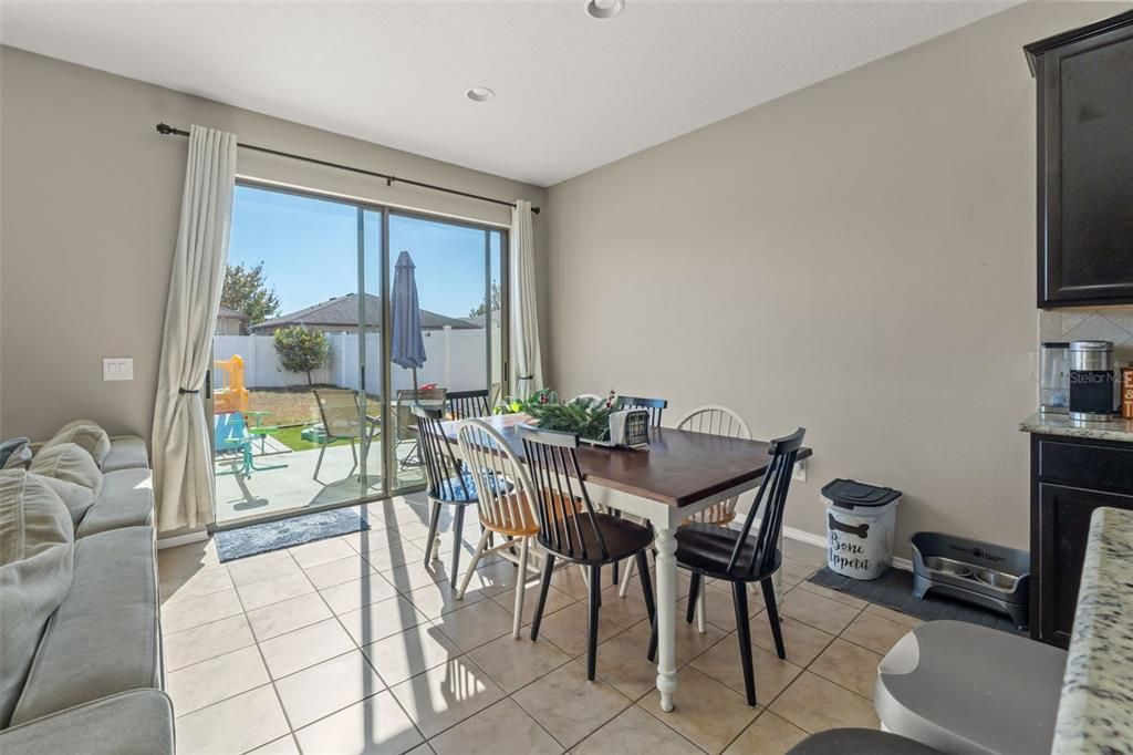 For Sale: $380,000 (4 beds, 2 baths, 2612 Square Feet)