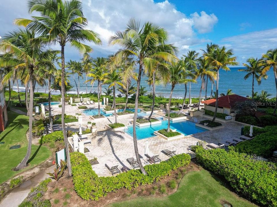 For Sale: $650,000 (2 beds, 1 baths, 1140 Square Feet)