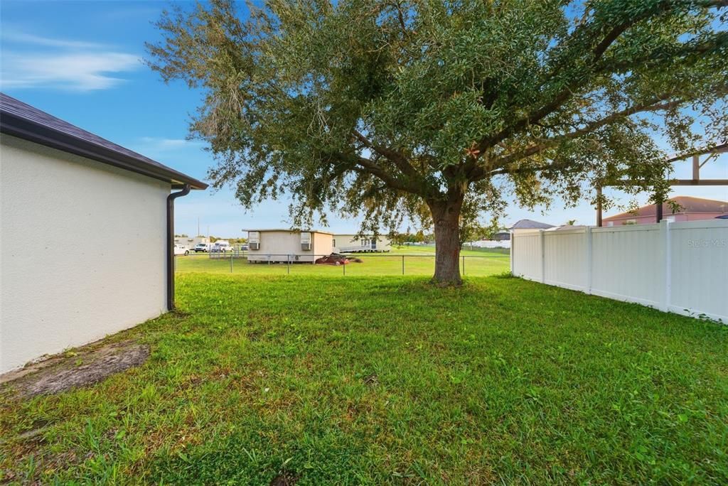 На продажу: $370,000 (4 спален, 2 ванн, 2088 Квадратных фут)