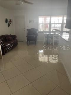 For Rent: $1,600 (1 beds, 1 baths, 640 Square Feet)