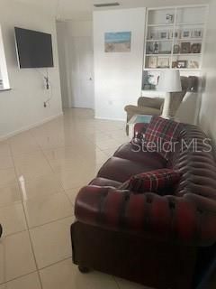 For Rent: $1,600 (1 beds, 1 baths, 640 Square Feet)