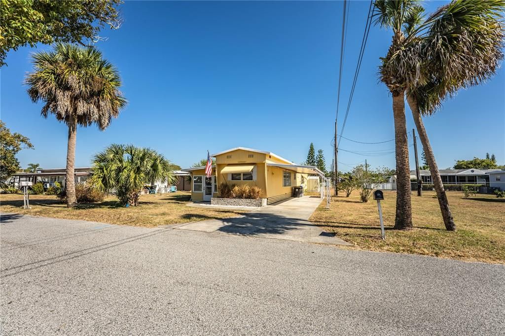 待售: $99,000 (2 贝兹, 2 浴室, 768 平方英尺)