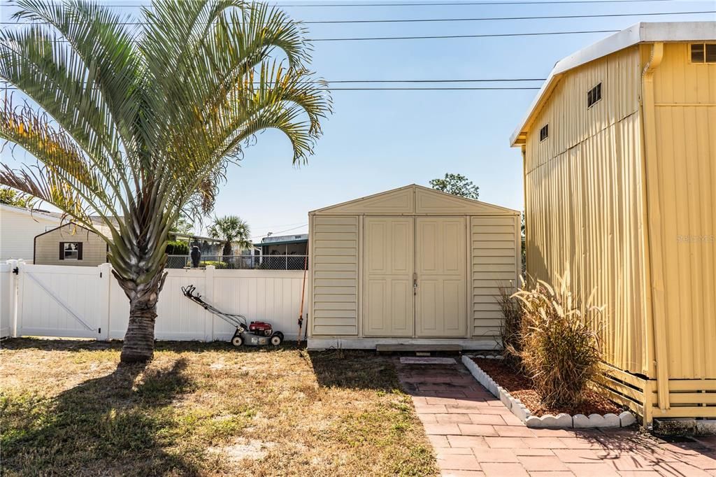 待售: $99,000 (2 贝兹, 2 浴室, 768 平方英尺)