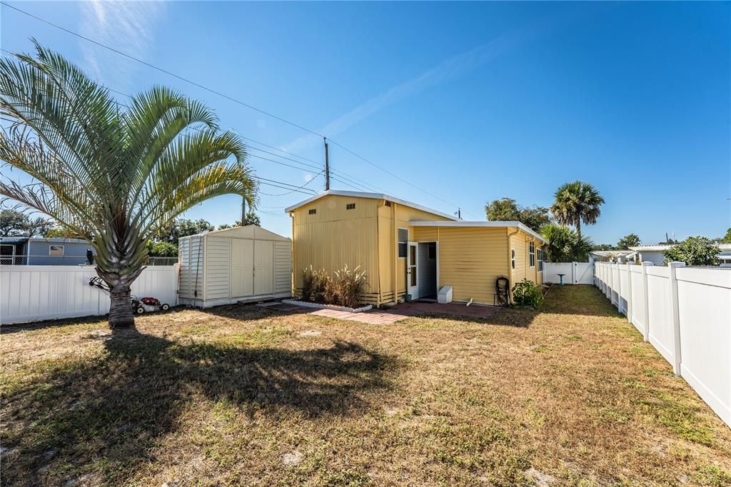 待售: $99,000 (2 贝兹, 2 浴室, 768 平方英尺)