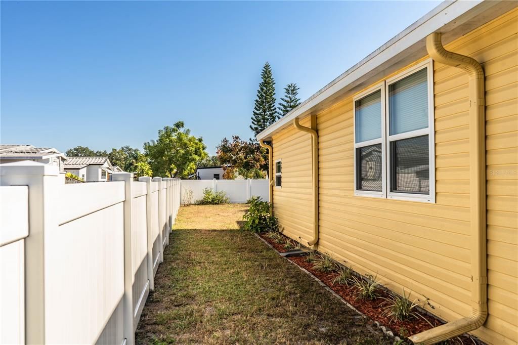 待售: $99,000 (2 贝兹, 2 浴室, 768 平方英尺)