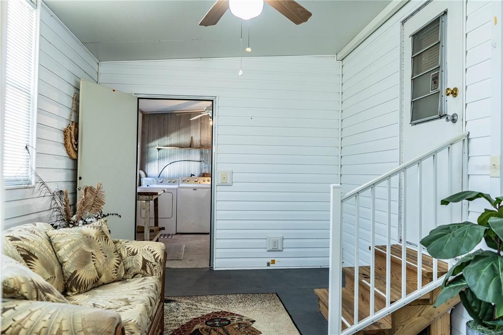 待售: $99,000 (2 贝兹, 2 浴室, 768 平方英尺)