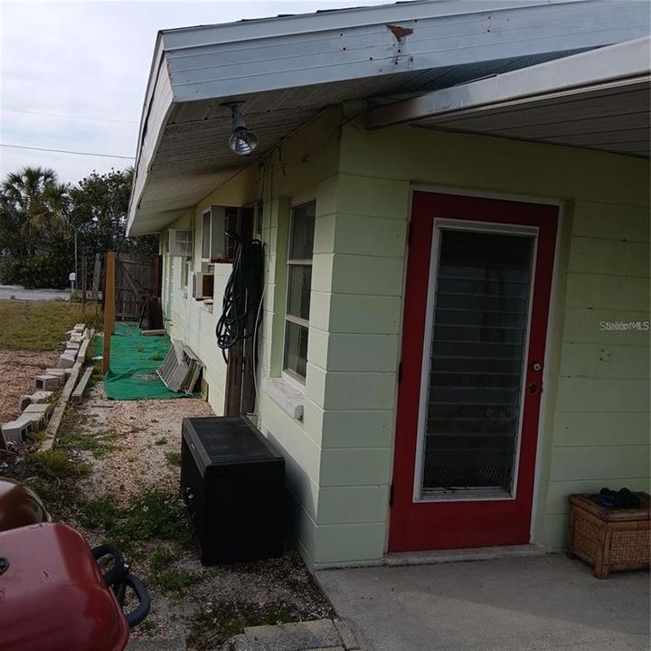 待售: $1,295,000 (4 贝兹, 0 浴室, 1582 平方英尺)