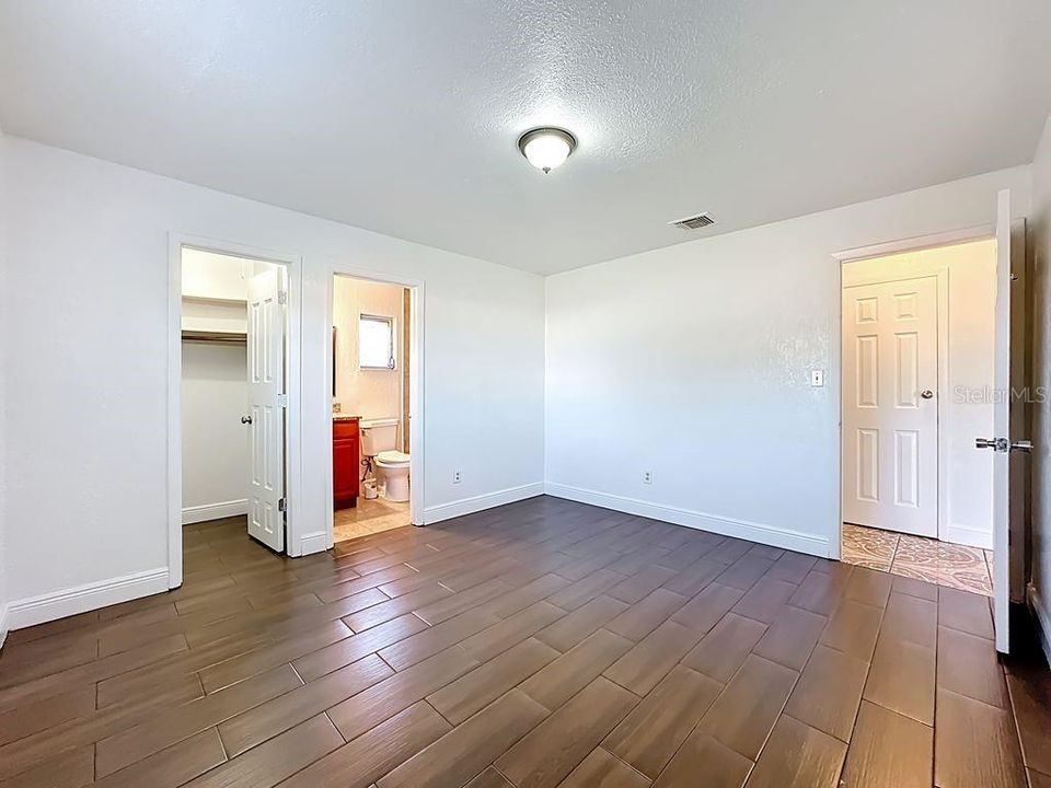 For Sale: $355,000 (3 beds, 2 baths, 1510 Square Feet)