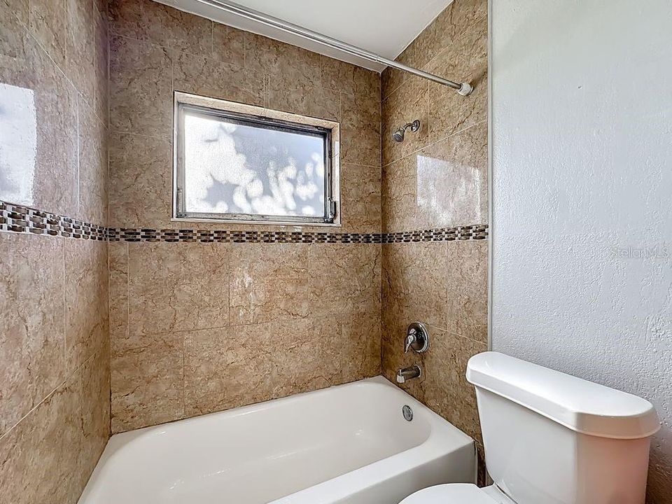 For Sale: $355,000 (3 beds, 2 baths, 1510 Square Feet)