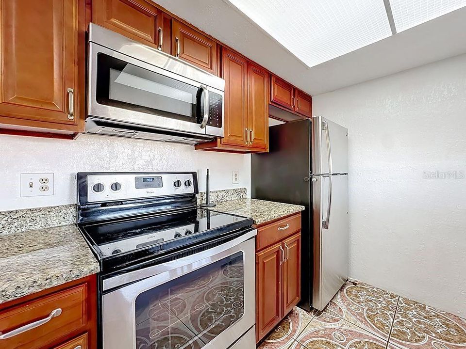 For Sale: $355,000 (3 beds, 2 baths, 1510 Square Feet)