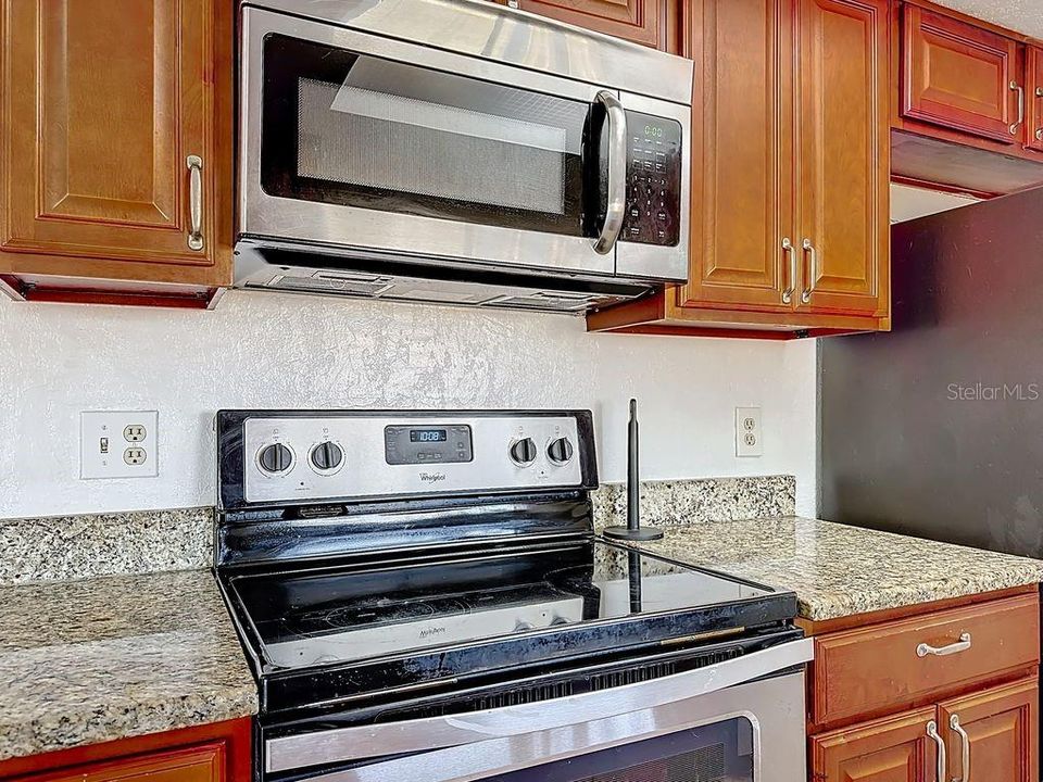 For Sale: $355,000 (3 beds, 2 baths, 1510 Square Feet)