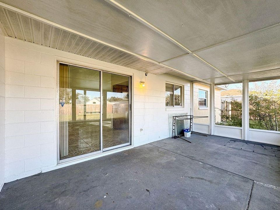 For Sale: $355,000 (3 beds, 2 baths, 1510 Square Feet)