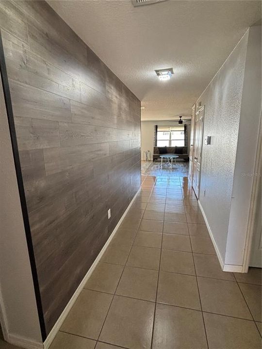 For Sale: $355,000 (4 beds, 2 baths, 1707 Square Feet)