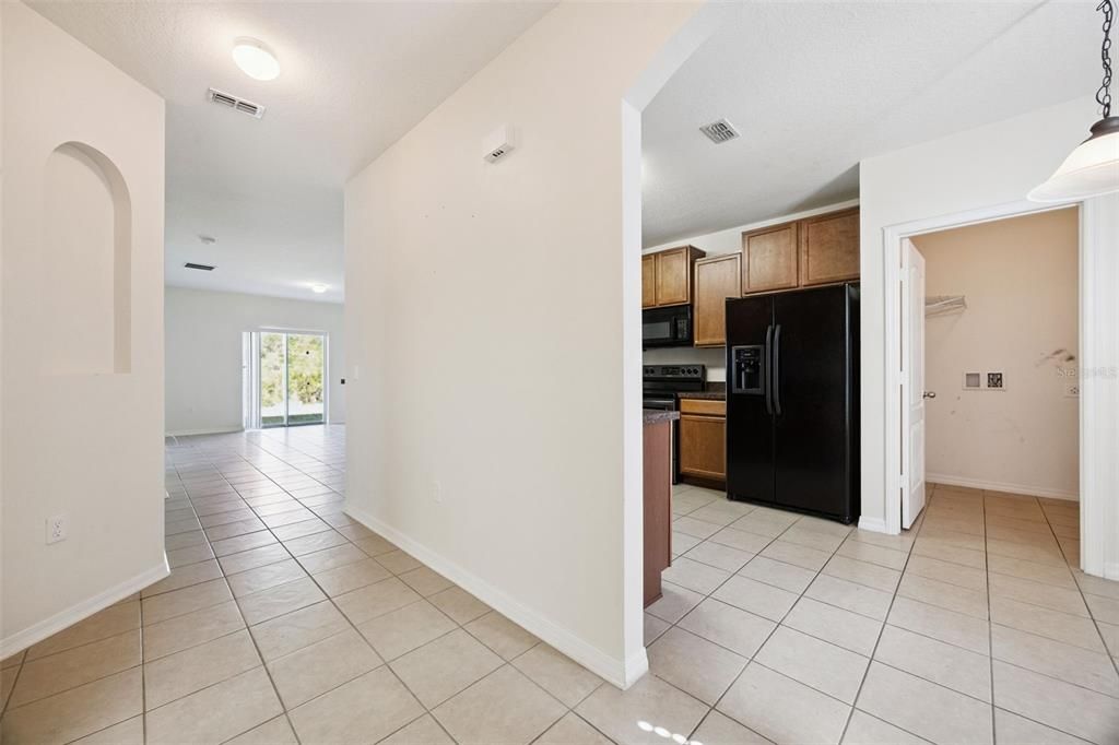 En Venta: $367,000 (3 camas, 2 baños, 1541 Pies cuadrados)