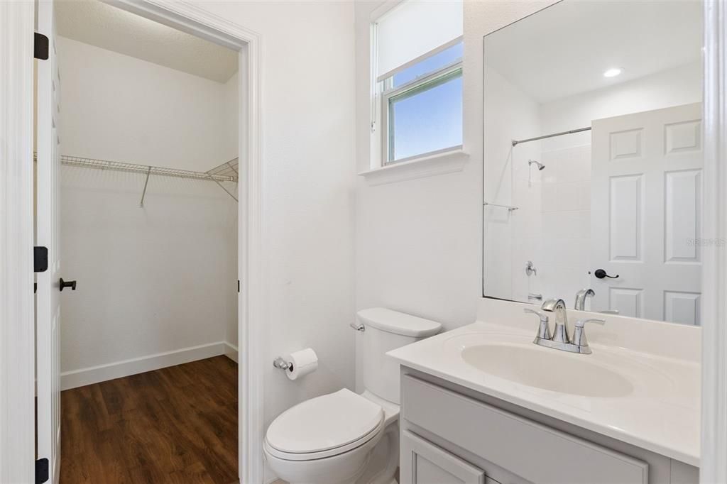 待售: $1,290,000 (4 贝兹, 3 浴室, 3682 平方英尺)