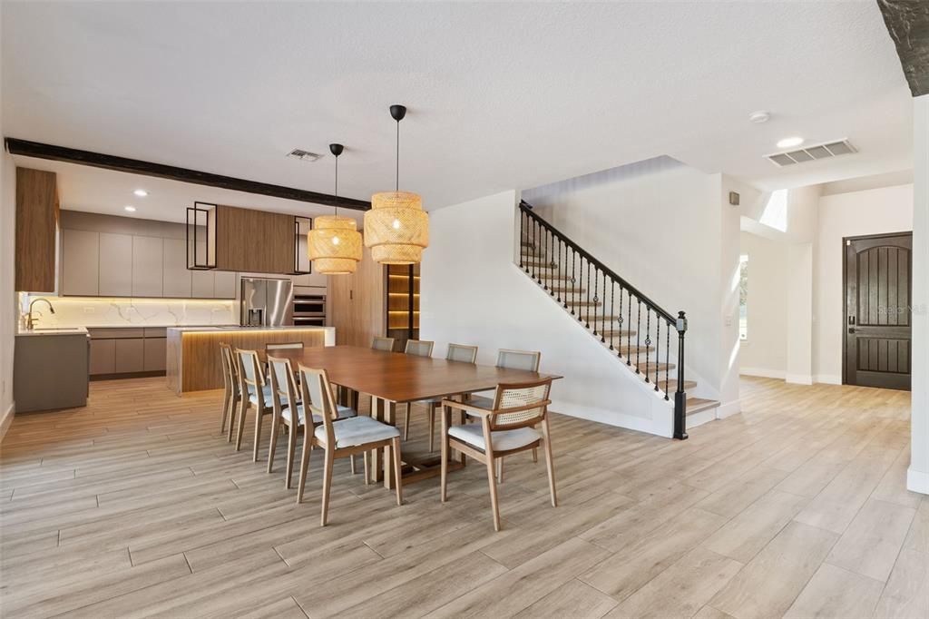 待售: $1,290,000 (4 贝兹, 3 浴室, 3682 平方英尺)