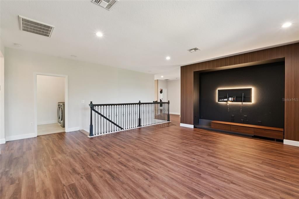 待售: $1,290,000 (4 贝兹, 3 浴室, 3682 平方英尺)