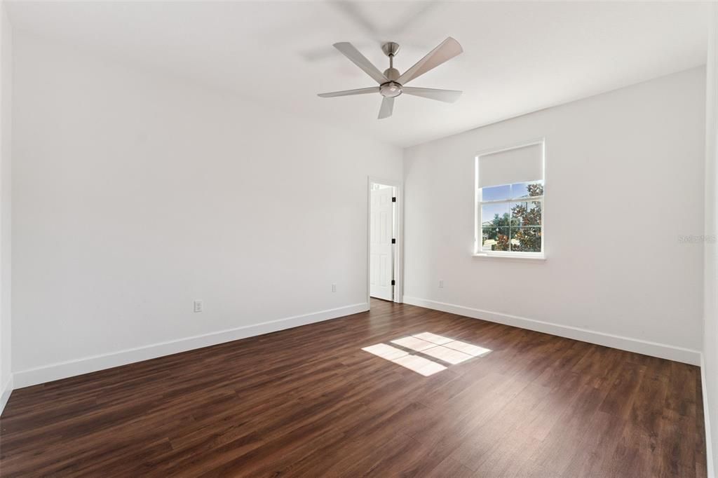 待售: $1,290,000 (4 贝兹, 3 浴室, 3682 平方英尺)