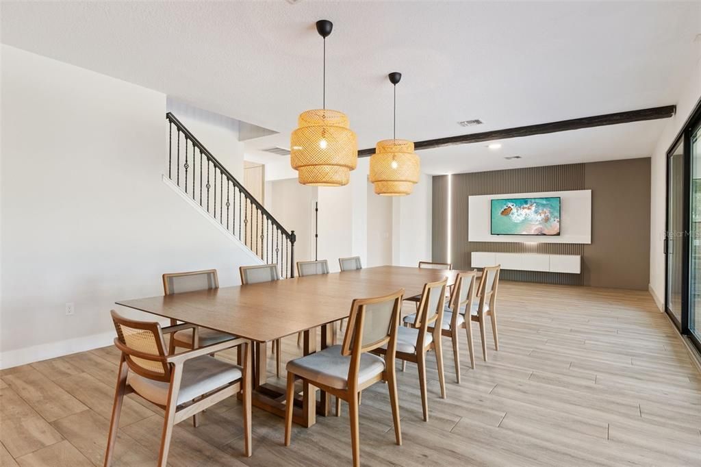 待售: $1,290,000 (4 贝兹, 3 浴室, 3682 平方英尺)