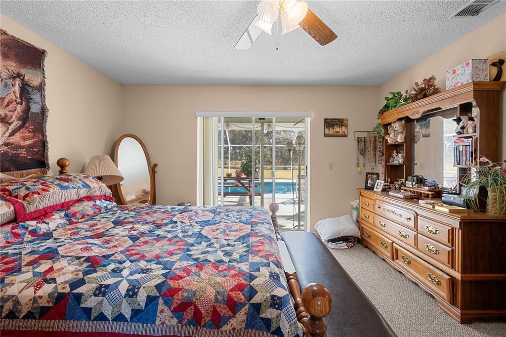 For Sale: $700,000 (3 beds, 2 baths, 1656 Square Feet)