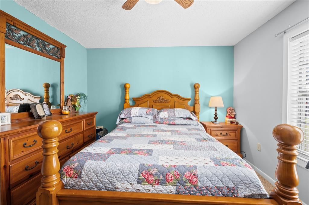 For Sale: $700,000 (3 beds, 2 baths, 1656 Square Feet)