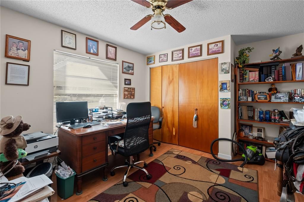 For Sale: $700,000 (3 beds, 2 baths, 1656 Square Feet)