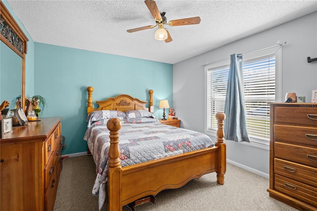 For Sale: $700,000 (3 beds, 2 baths, 1656 Square Feet)