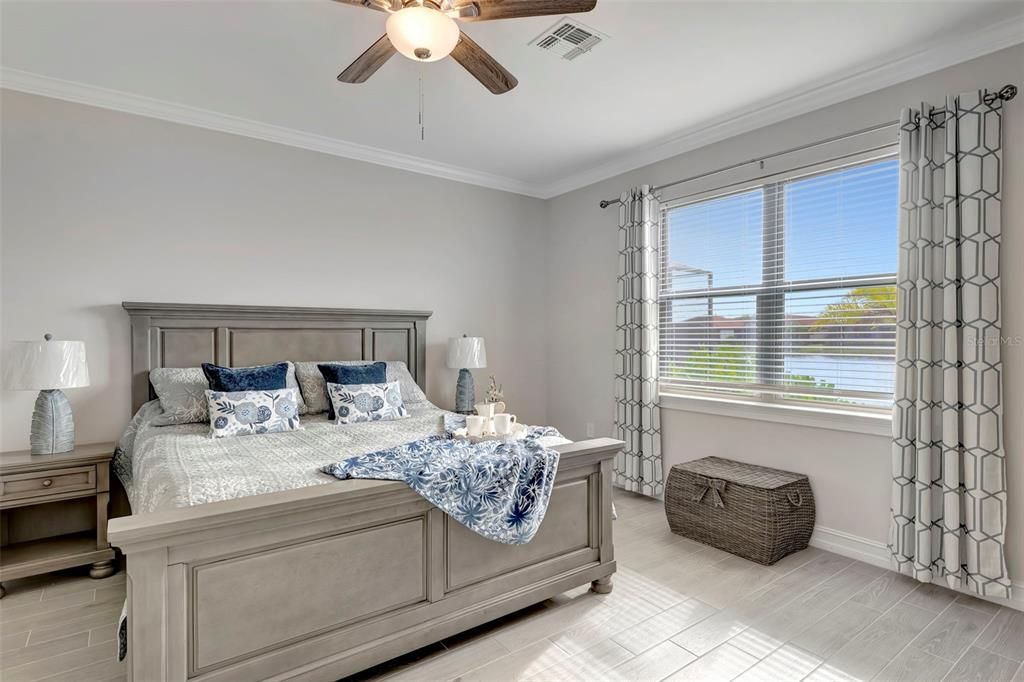 For Sale: $595,000 (4 beds, 2 baths, 2023 Square Feet)