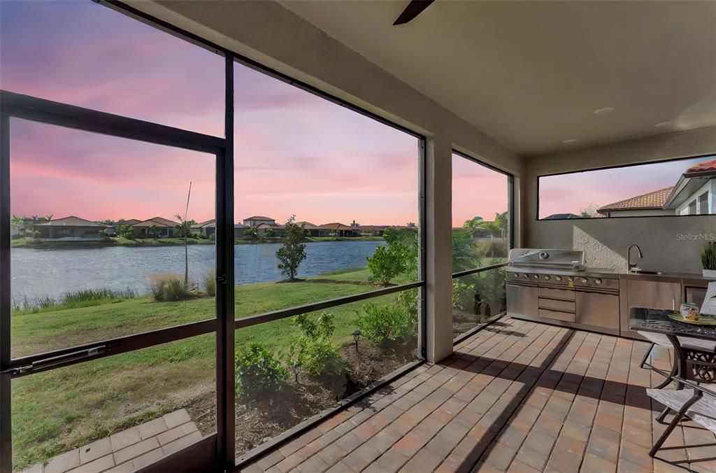 For Sale: $595,000 (4 beds, 2 baths, 2023 Square Feet)