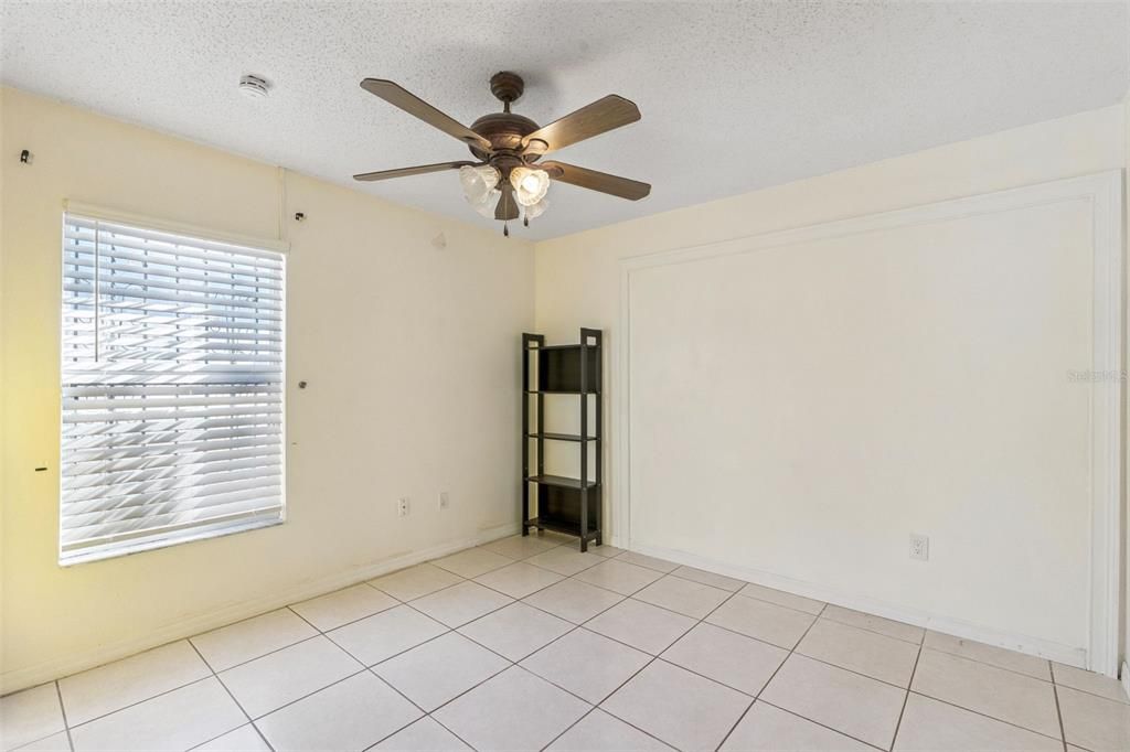 На продажу: $315,000 (3 спален, 2 ванн, 1170 Квадратных фут)