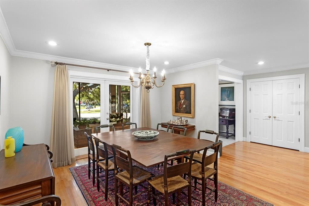 For Sale: $1,987,000 (4 beds, 3 baths, 2454 Square Feet)