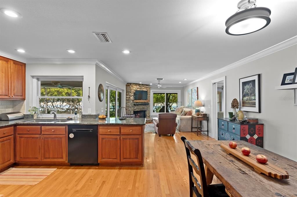 For Sale: $1,987,000 (4 beds, 3 baths, 2454 Square Feet)