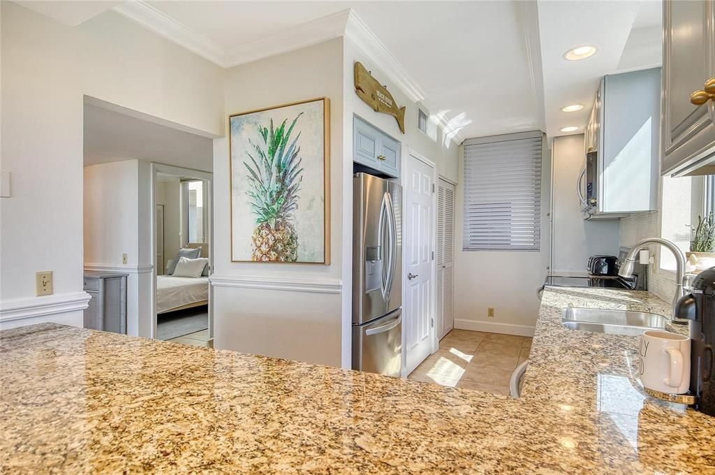 出租: $12,000 (2 贝兹, 2 浴室, 1172 平方英尺)