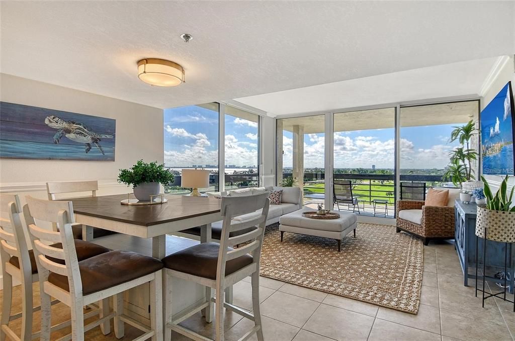 出租: $12,000 (2 贝兹, 2 浴室, 1172 平方英尺)